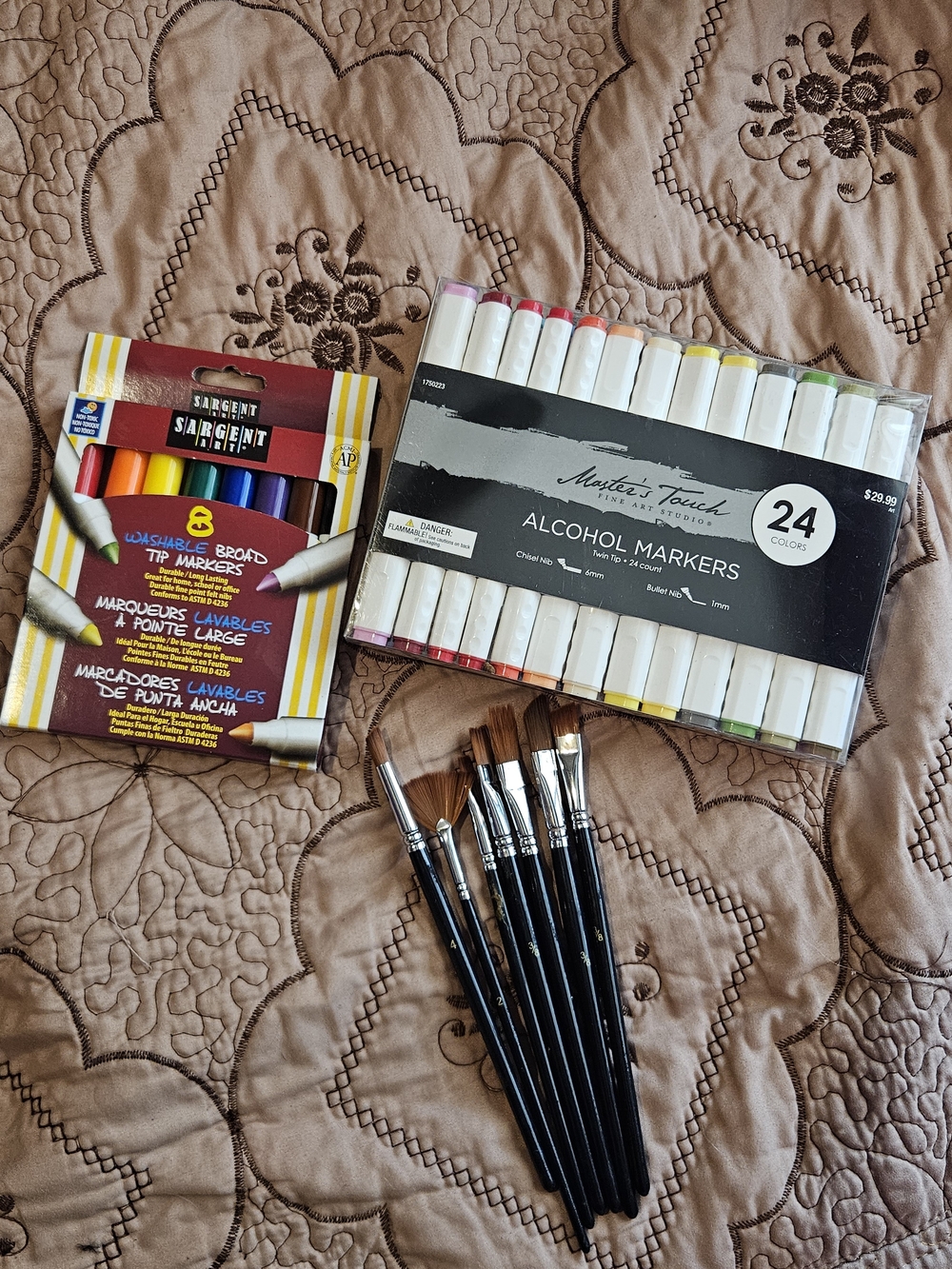 value pack markers & paint brushes